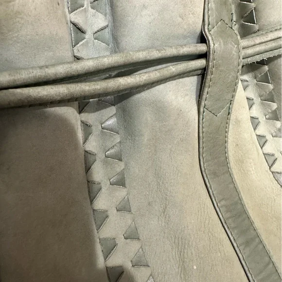 Bally Vintage Soft Lambskin Leather Bucket Bag – Made in Italy - Picture 9 of 9